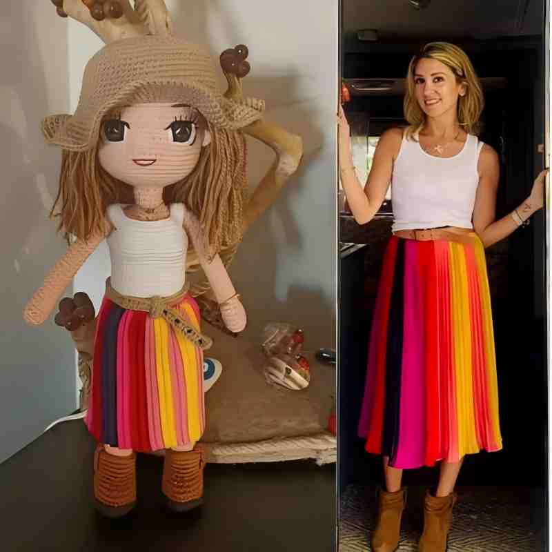Custom Crochet Portrait Dolls